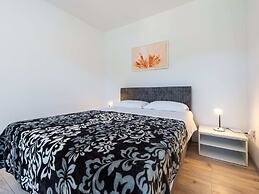 Apartments Lucija - One Bedroom Apartment With Terrace