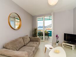 Apartment Radovan - One-bedroom Apartment With Balcony and Sea View