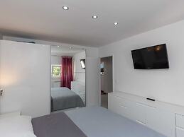 Apartment Super Marijo - Two-bedroom Apartment With Sea View