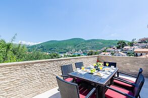 Villa Tranquility Nest Beniva - Three-bedroom Villa With Swimming Pool