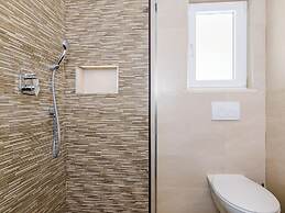 Villa Tranquility Nest Beniva - Three-bedroom Villa With Swimming Pool