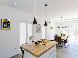 Villa Tranquility Nest Beniva - Three-bedroom Villa With Swimming Pool