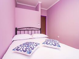 Villa Nives - Three-bedroom Villa With Terrace and Sea View