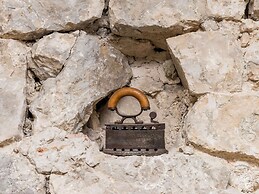 Villa Nives - Three-bedroom Villa With Terrace and Sea View