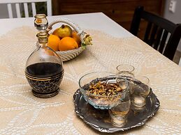 Villa Nives - Three-bedroom Villa With Terrace and Sea View