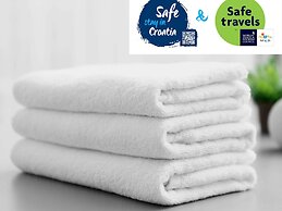 Apartment Maru Prestige - Comfort Duplex Two Bedroom Apartment