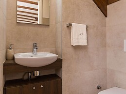 Apartment Maru Prestige - Comfort Duplex Two Bedroom Apartment