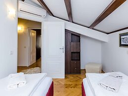 Apartment Maru Prestige - Comfort Duplex Two Bedroom Apartment