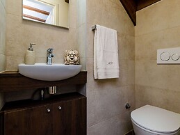 Apartment Maru Prestige - Comfort Duplex Two Bedroom Apartment