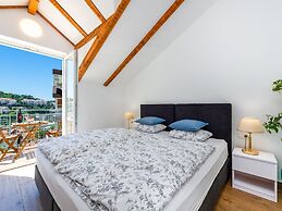 Apartments Terra - Comfort One Bedroom Apartment With Balcony and City