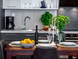 Apartments Terra - Comfort One Bedroom Apartment With Balcony and City