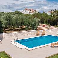 Holiday Home Loviste-three Bedroom Holiday Home With Pool and Sea View