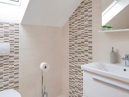 Holiday Home Loviste-three Bedroom Holiday Home With Pool and Sea View