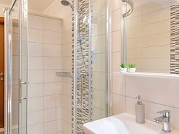 Holiday Home Loviste-three Bedroom Holiday Home With Pool and Sea View