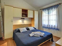 Traditional Holiday Home With Covered Terrace