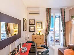 Apartment in Rome With Balcony