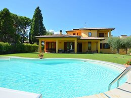 Apartment in Marsciano Perugia With Swimming Pool