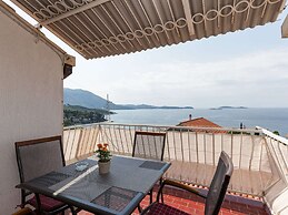 Apartments Kisic - Two-bedroom Apartment With Balcony and Sea View