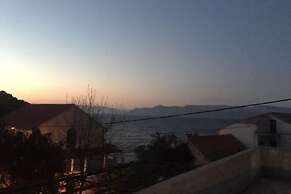 Guest House Hazdovac - Two Bedroom Apartment With Terrace and Sea View