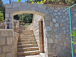 Guest House Hazdovac - Two Bedroom Apartment With Terrace and Sea View