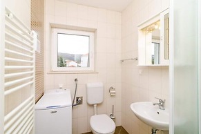 Apartments Nikola - One Bedroom Apartment With two Balconies and Sea V