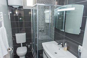 Apartment Mojas - Two Bedroom Apartment With Terrace