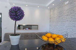 Apartment Mojas - Two Bedroom Apartment With Terrace