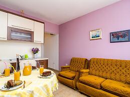 Apartment Bay Of Dreams - Two-bedroom Apartment With Terrace and Sea V