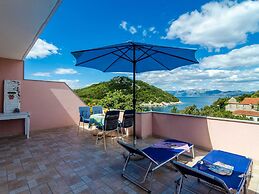 Apartment Bay Of Dreams - Two-bedroom Apartment With Terrace and Sea V