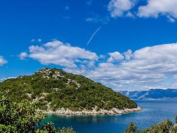 Apartment Bay Of Dreams - Two-bedroom Apartment With Terrace and Sea V