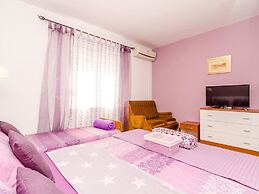 Apartment Bay Of Dreams - Two-bedroom Apartment With Terrace and Sea V