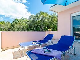 Apartment Bay Of Dreams - Two-bedroom Apartment With Terrace and Sea V