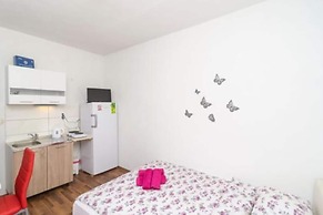 Apartments Dalamar - Studio With Terrace