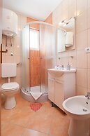 Apartments Island Beat - Two Bedroom Apartment With Balcony