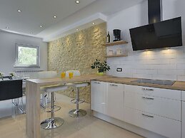 Family Villa With Swimming Pool