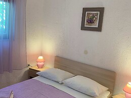 Apartment With one Room Near City Centre