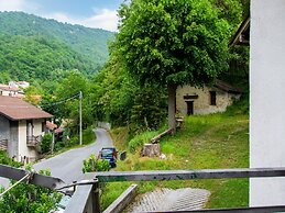 Holiday Home With Garden in the Ligurian Hinterland