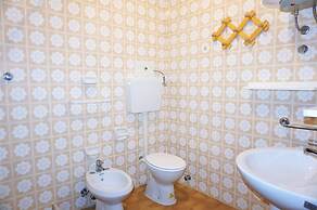 Belvilla by OYO Bora 9C