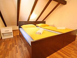 Apartments Lemes - Comfort One Bedroom Apartment With Garden View