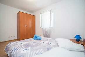 Apartments Batinic - One Bedroom Apartment With Terrace