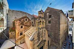 Apartment Maru - Two Bedroom Apartment With City View