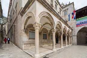 Apartment Maru - Two Bedroom Apartment With City View