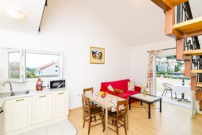 Apartments Nikola - Superior One Bedroom Apartment With Sea View