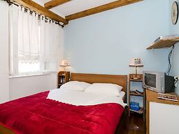 Apartment Taura - Studio Apartment With Balcony and Old City View