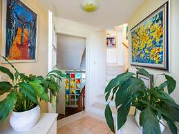 Holiday Home Lapad Beach Royal - Five Bedroom Holiday Home With Balcon