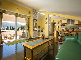 Holiday Home Lapad Beach Royal - Five Bedroom Holiday Home With Balcon