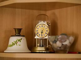 Holiday Home Lapad Beach Royal - Five Bedroom Holiday Home With Balcon