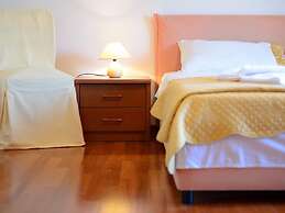 Holiday Home Lapad Beach Royal - Five Bedroom Holiday Home With Balcon