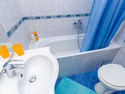 Ana Apartment - One Bedroom Apartment With Balcony