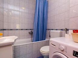 Ana Apartment - One Bedroom Apartment With Balcony